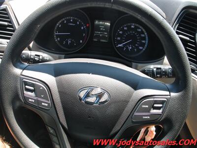 2017 Hyundai SANTA FE Sport 2.4L 2.4L, FWD, BLUETOOTH - Photo 15 - North Platte, NE 69101