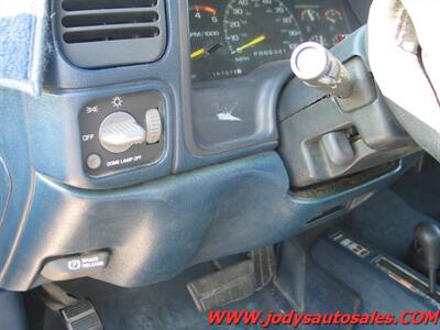 1995 Chevrolet K2500 Silverado  K2500 Silverado - Photo 7 - North Platte, NE 69101