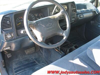 1995 Chevrolet K2500 Silverado  K2500 Silverado - Photo 2 - North Platte, NE 69101