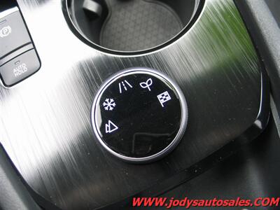 2024 Nissan Rogue SV  SV, AWD1.5L Turbo I3, LOW 25,000 MILES - Photo 24 - North Platte, NE 69101