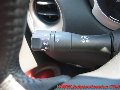 2014 Nissan JUKE SL  SL, AWD, LEATHER, SUNROOF, - Photo 9 - North Platte, NE 69101