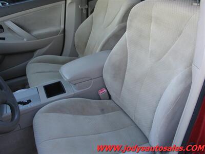 2007 Toyota Camry LE  LE, 2.4L I4 158hp 161ft. lbs. - Photo 5 - North Platte, NE 69101