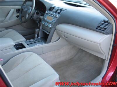 2007 Toyota Camry LE  LE, 2.4L I4 158hp 161ft. lbs. - Photo 16 - North Platte, NE 69101