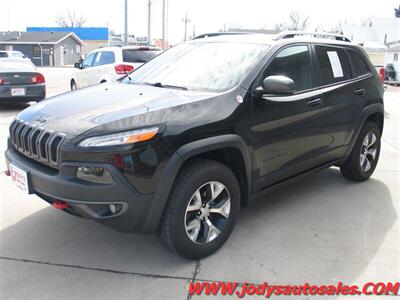 2018 Jeep Cherokee Trailhawk  Trailhawk, 4x4, 3.2L V6 - Photo 28 - North Platte, NE 69101