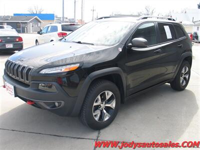 2018 Jeep Cherokee Trailhawk  Trailhawk, 4x4, 3.2L V6 - Photo 28 - North Platte, NE 69101