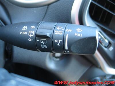 2018 Jeep Cherokee Trailhawk  Trailhawk, 4x4, 3.2L V6 - Photo 9 - North Platte, NE 69101