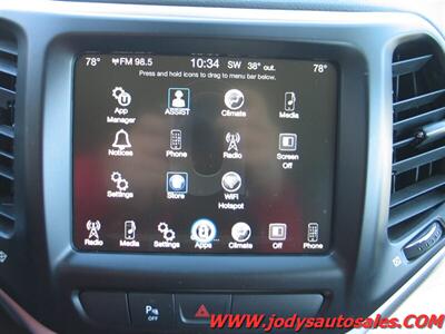 2018 Jeep Cherokee Trailhawk  Trailhawk, 4x4, 3.2L V6 - Photo 15 - North Platte, NE 69101