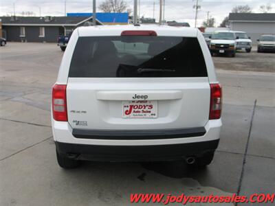 2016 Jeep Patriot Sport, 4WD, LOW, LOW 50,000 MILES  Sport, 4WD, LOW, LOW 50,000 MILES - Photo 19 - North Platte, NE 69101