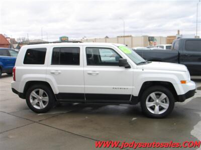 2016 Jeep Patriot Sport, 4WD, LOW, LOW 50,000 MILES  Sport, 4WD, LOW, LOW 50,000 MILES - Photo 21 - North Platte, NE 69101