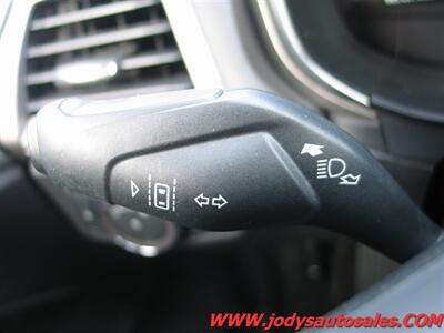 2019 Ford Fusion Hybrid SE SE, 2.0L I4 43 MPG - Photo 8 - North Platte, NE 69101