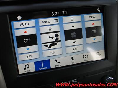 2019 Ford Fusion Hybrid SE SE, 2.0L I4 43 MPG - Photo 21 - North Platte, NE 69101