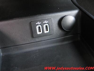 2019 Ford Fusion Hybrid SE SE, 2.0L I4 43 MPG - Photo 23 - North Platte, NE 69101