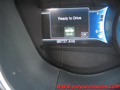 2019 Ford Fusion Hybrid SE SE, 2.0L I4 43 MPG - Photo 10 - North Platte, NE 69101