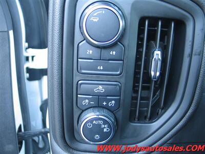 2020 Chevrolet Silverado 2500 Work Truck  W/T, 4WD, LONG BOX, 6.6L V-8 - Photo 8 - North Platte, NE 69101