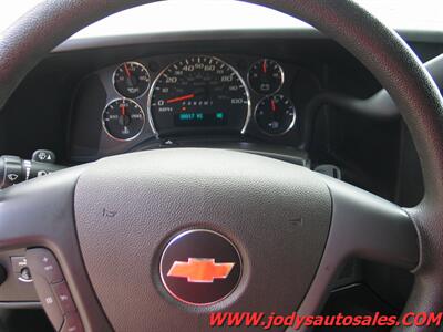 2014 Chevrolet Express LS 2500  LS 2500 12 PASSENGER VAN 6.0 V-8, LOW 38,000 MILES - Photo 10 - North Platte, NE 69101