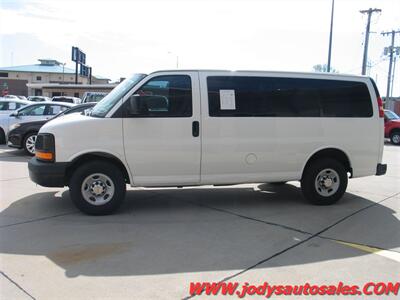2014 Chevrolet Express LS 2500  LS 2500 12 PASSENGER VAN 6.0 V-8, LOW 38,000 MILES - Photo 25 - North Platte, NE 69101