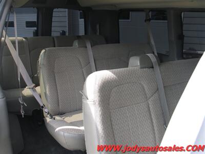 2014 Chevrolet Express LS 2500  LS 2500 12 PASSENGER VAN 6.0 V-8, LOW 38,000 MILES - Photo 19 - North Platte, NE 69101
