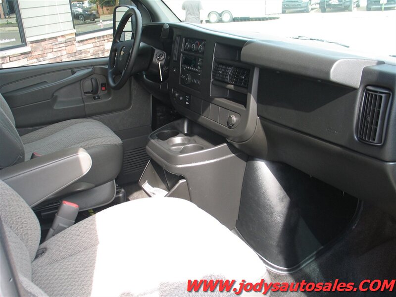 2014 Chevrolet Express LS 2500 Passenger Van photo 2