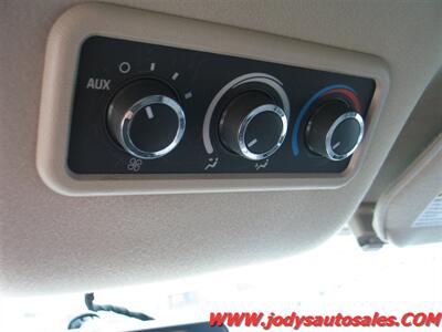 2014 Chevrolet Express LS 2500  LS 2500 12 PASSENGER VAN 6.0 V-8, LOW 38,000 MILES - Photo 15 - North Platte, NE 69101