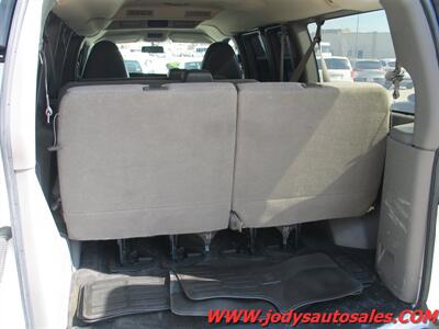 2014 Chevrolet Express LS 2500  LS 2500 12 PASSENGER VAN 6.0 V-8, LOW 38,000 MILES - Photo 23 - North Platte, NE 69101
