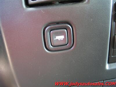 2014 Chevrolet Express LS 2500  LS 2500 12 PASSENGER VAN 6.0 V-8, LOW 38,000 MILES - Photo 11 - North Platte, NE 69101