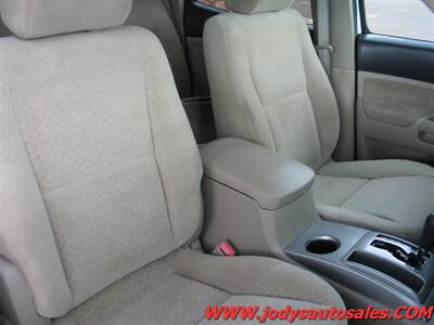 2006 Toyota Tacoma V6 DOULBE CAB, 4X4, 4.0 V6 - Photo 20 - North Platte, NE 69101