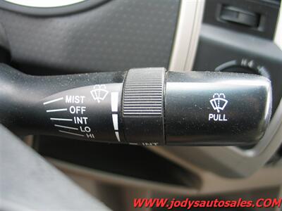 2006 Toyota Tacoma V6 DOULBE CAB, 4X4, 4.0 V6 - Photo 8 - North Platte, NE 69101