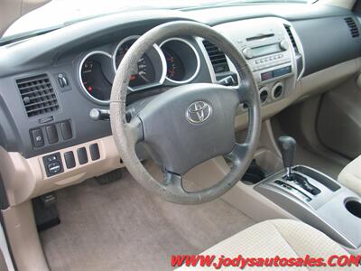 2006 Toyota Tacoma V6 DOULBE CAB, 4X4, 4.0 V6 - Photo 2 - North Platte, NE 69101