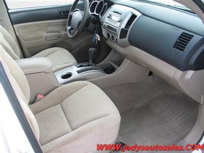 2006 Toyota Tacoma V6 DOULBE CAB, 4X4, 4.0 V6 - Photo 19 - North Platte, NE 69101