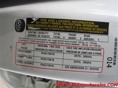 2006 Toyota Tacoma V6 DOULBE CAB, 4X4, 4.0 V6 - Photo 33 - North Platte, NE 69101