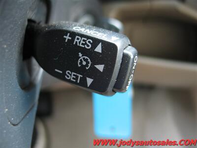 2006 Toyota Tacoma V6 DOULBE CAB, 4X4, 4.0 V6 - Photo 11 - North Platte, NE 69101