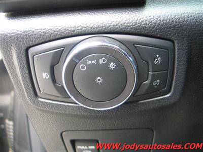 2019 Ford Expedition MAX XL  XL, 4X4, 3RD ROW SEAT - Photo 6 - North Platte, NE 69101