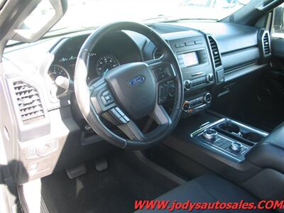 2019 Ford Expedition MAX XL  XL, 4X4, 3RD ROW SEAT - Photo 2 - North Platte, NE 69101