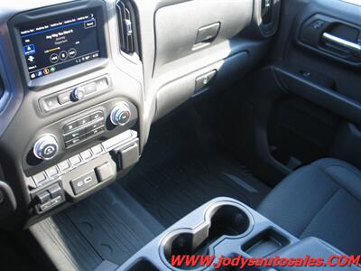 2024 GMC Sierra 1500 Regular Cab Pro 4WD Regular Cab, Short Box 6.7', Pro 4WD, HAIL DAMAGE SPECIAL. - Photo 22 - North Platte, NE 69101