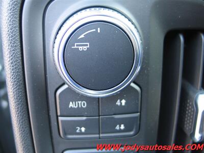 2024 GMC Sierra 1500 Regular Cab Pro 4WD Regular Cab, Short Box 6.7', Pro 4WD, HAIL DAMAGE SPECIAL. - Photo 6 - North Platte, NE 69101