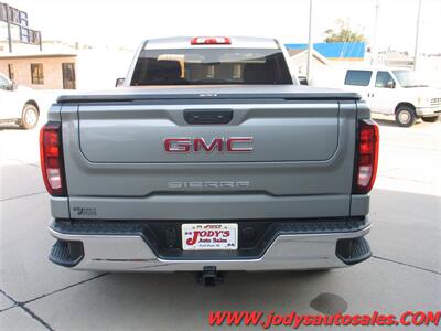 2024 GMC Sierra 1500 Regular Cab Pro 4WD Regular Cab, Short Box 6.7', Pro 4WD, HAIL DAMAGE SPECIAL. - Photo 32 - North Platte, NE 69101