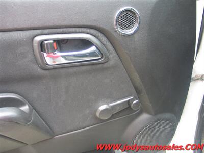 2009 Chevrolet Colorado 4X4  W/T REG CAB, 4X4,  LOW LOW 36,000 MILES - Photo 4 - North Platte, NE 69101
