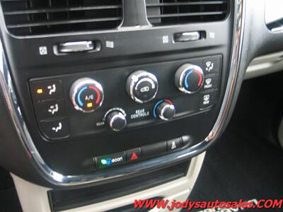 2016 Dodge Grand Caravan SE Plus  SE Plus, LOW 48,000 MILES. - Photo 17 - North Platte, NE 69101