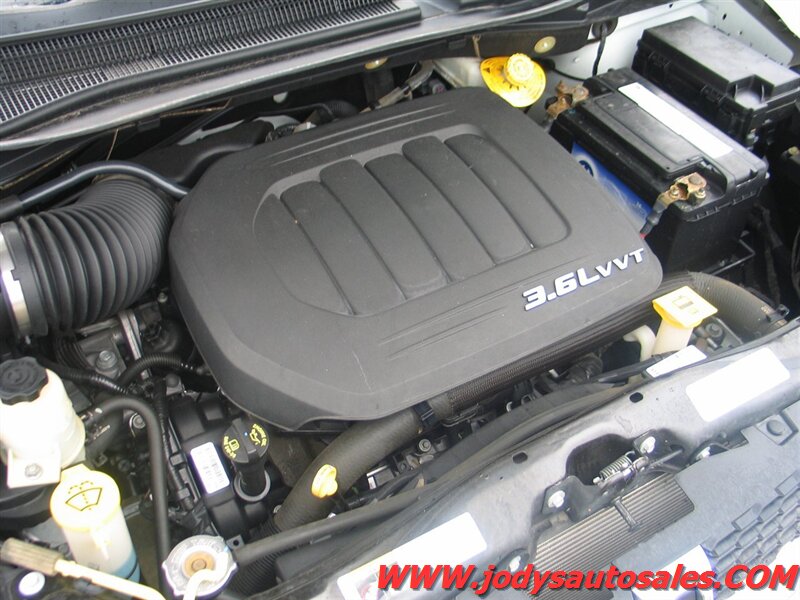 2016 Dodge Grand Caravan SE Plus photo 26