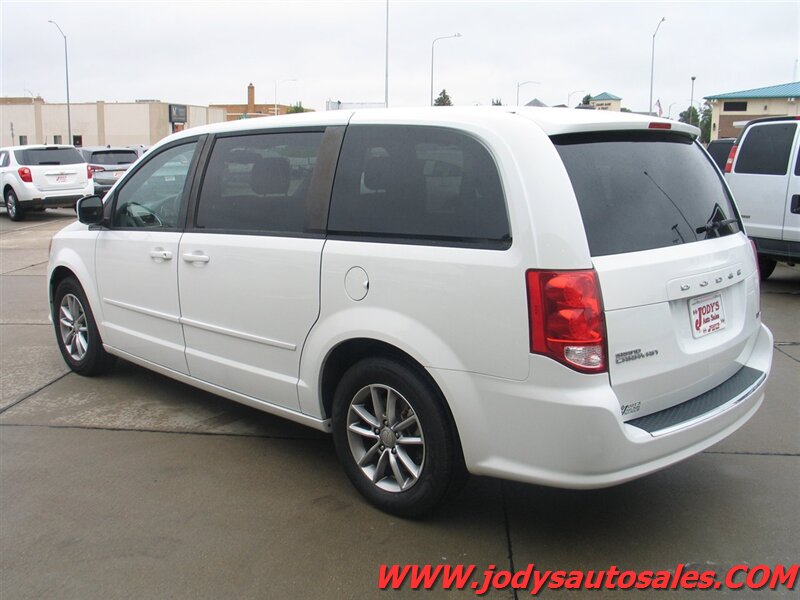 2016 Dodge Grand Caravan SE Plus photo 21