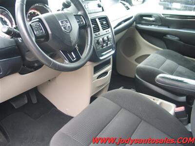 2016 Dodge Grand Caravan SE Plus  SE Plus, LOW 48,000 MILES. - Photo 4 - North Platte, NE 69101