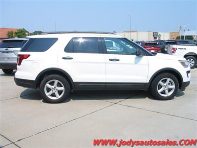 2018 Ford Explorer 4X4, 3RD ROW SEATING - Photo 33 - North Platte, NE 69101