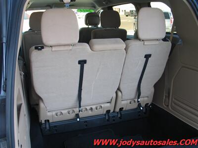 2014 Dodge Grand Caravan  SE, FWD,  STOW & GO, 3.6 L V-6, LOW 12,000 MIL - Photo 22 - North Platte, NE 69101