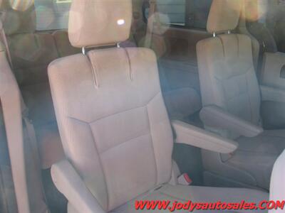 2014 Dodge Grand Caravan  SE, FWD,  STOW & GO, 3.6 L V-6, LOW 12,000 MIL - Photo 20 - North Platte, NE 69101