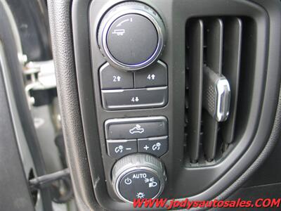 2021 Chevrolet Silverado 2500  W/T, 4WD, DOUBLE CAB, LONG BOX, 6.6L V-8 GAS - Photo 7 - North Platte, NE 69101
