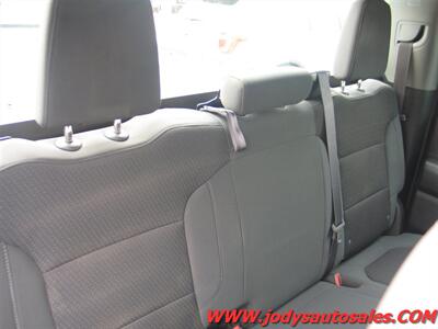 2021 Chevrolet Silverado 2500  W/T, 4WD, DOUBLE CAB, LONG BOX, 6.6L V-8 GAS - Photo 20 - North Platte, NE 69101