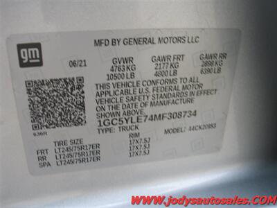 2021 Chevrolet Silverado 2500  W/T, 4WD, DOUBLE CAB, LONG BOX, 6.6L V-8 GAS - Photo 32 - North Platte, NE 69101