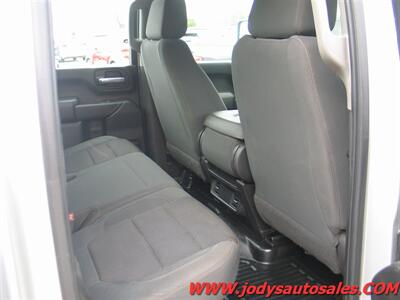 2021 Chevrolet Silverado 2500  W/T, 4WD, DOUBLE CAB, LONG BOX, 6.6L V-8 GAS - Photo 19 - North Platte, NE 69101