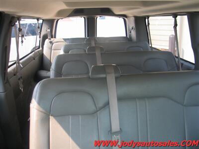 2019 Chevrolet Express LS 3500  LS 3500, 6.0 V-8, 15 PASSENGER - Photo 25 - North Platte, NE 69101