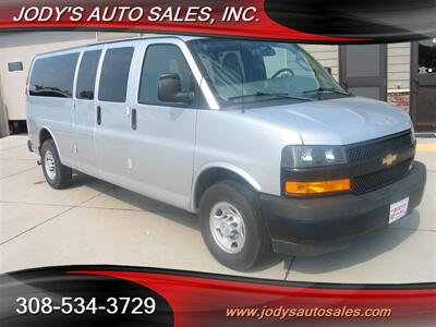 2019 Chevrolet Express LS 3500  LS 3500, 6.0 V-8, 15 PASSENGER - Photo 1 - North Platte, NE 69101